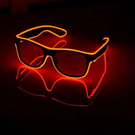 Sonnenbrille mit blinkendem LED Rahmen für Partys und Verkleidung 4