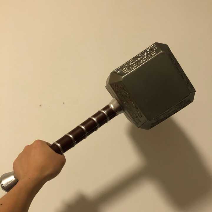 Thors Hammer aus PU Material für Cosplay und Halloween 1