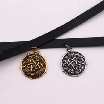 Yennefer Medallion Pendant Black Leather Choker Necklace Wizard 3 Wild Hunt Game Cosplay Gothic Necklace Women Jewelry 4
