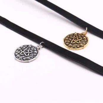 Yennefer Medallion Pendant Black Leather Choker Necklace Wizard 3 Wild Hunt Game Cosplay Gothic Necklace Women Jewelry 5